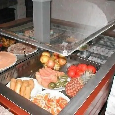 Silvester ホテル 3*